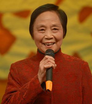 姜秀珍（中国女歌手）