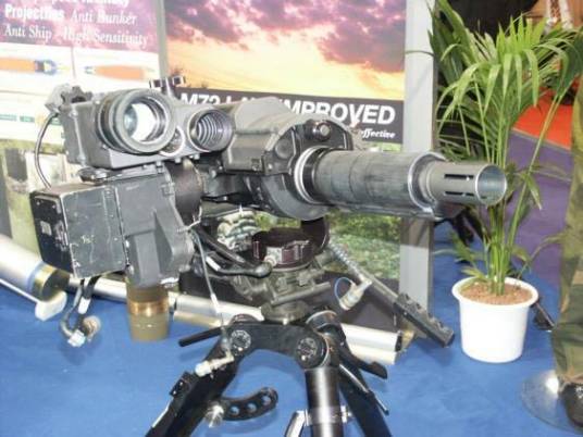 美特种部队Mk47先进轻型榴弹发射器