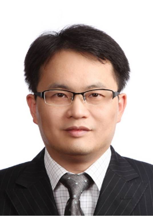 李赣（上海中医药大学上海中医药博物馆馆长）