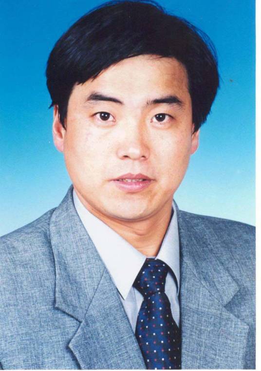 张向东（浙江省柯桥区柯桥中学副校长）