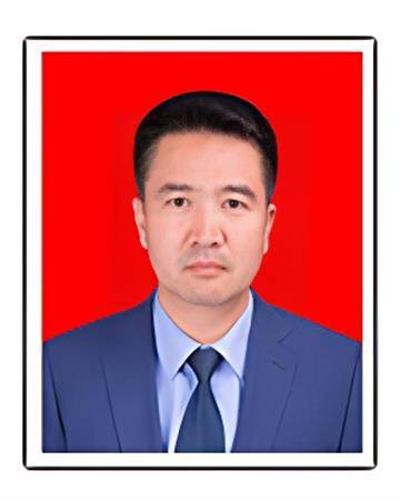 马新民（甘肃省平凉市灵台县政府副县长、县公安局局长）