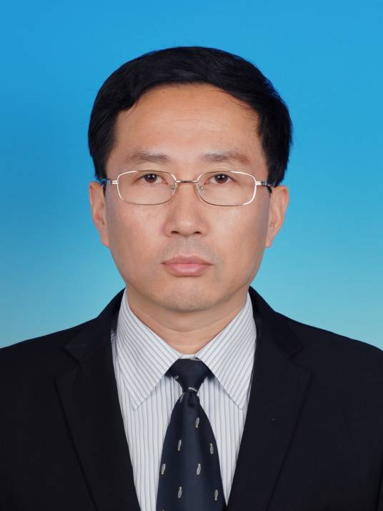 邱峰（江苏省高淳区政府副区长，区工商联主席、商会会长、红十字会会长）