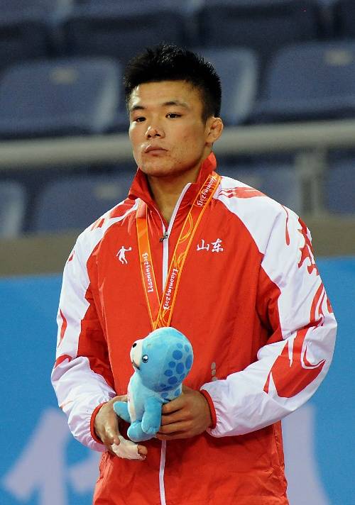 杨斌（中国男子摔跤运动员）