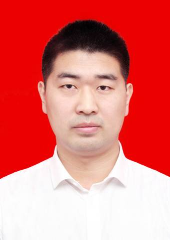 彭洋（四川省广安市广安区教育科技和体育局教育工会主席）