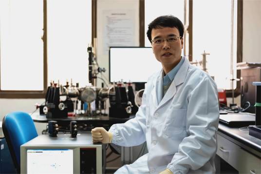 黄晓东（东南大学集成电路学院院长助理）