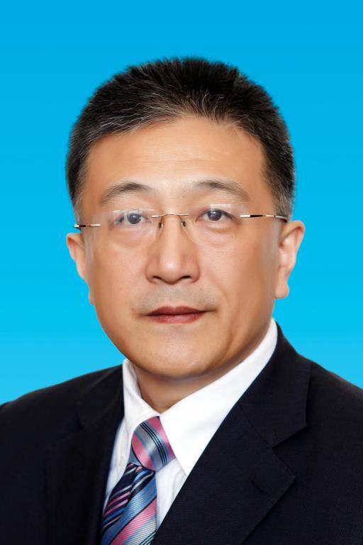 陈德明（哈尔滨体育学院原党委副书记、院长）