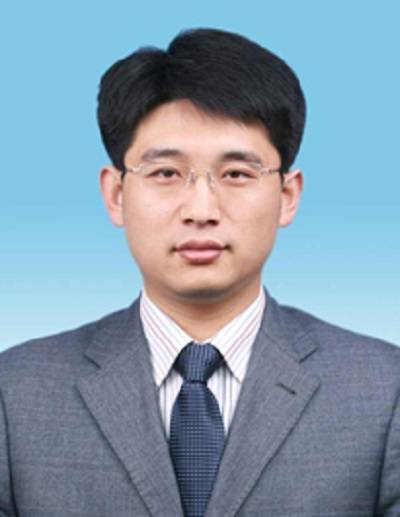 张辉（山东省威海市荣成市委原常委，荣成市人民政府原副市长（挂职））