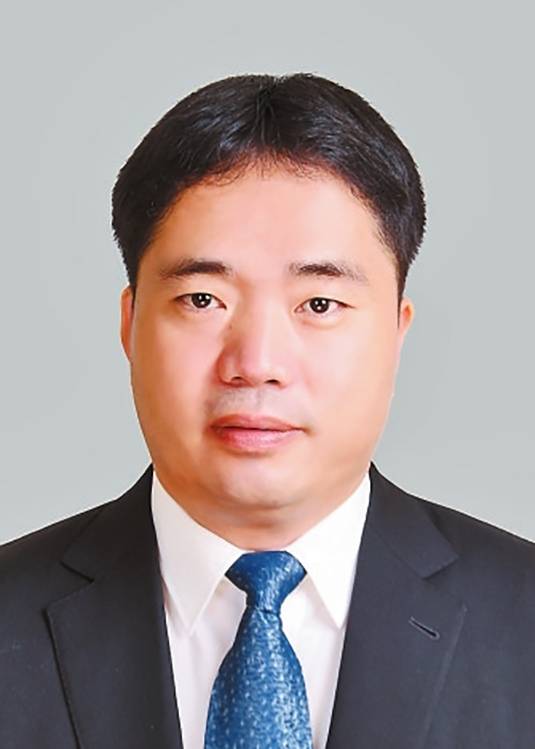 杨云生（云南省政协教科卫体委员会副主任）