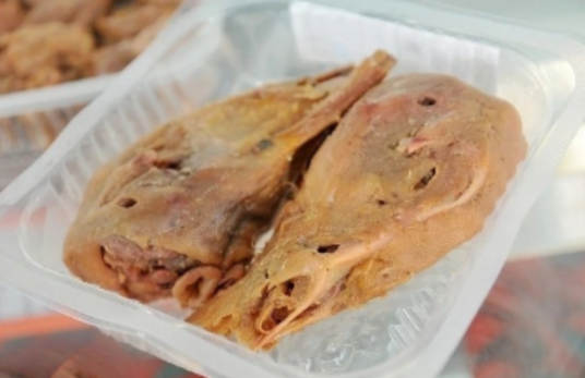 哈哈镜鸭脖（延吉路店）