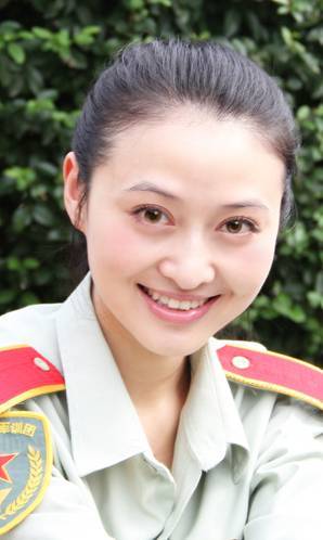 李喆（西安美术学院工艺美术系教师）