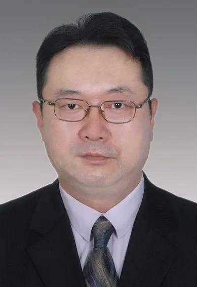 潘辉（上海淀山湖新城发展有限公司纪委书记）