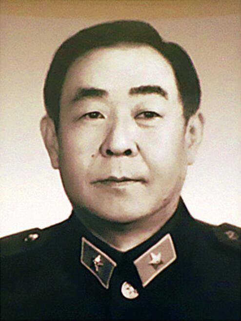 朱玉（中国人民解放军国防大学教授）