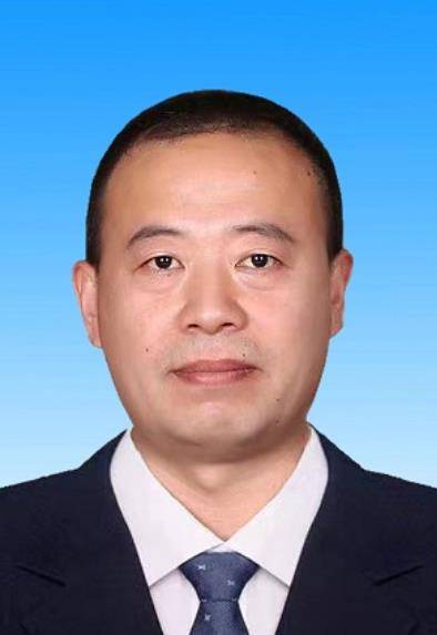 蔡力（新疆生产建设兵团第三师图木舒克市原副师长、图木舒克市政府党组成员，图木舒克市副市长、公安局党委书记）