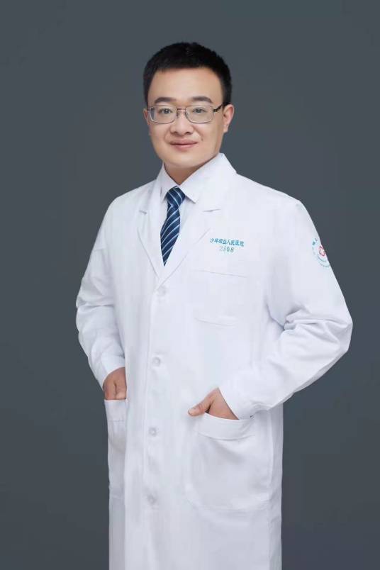 张聪（重庆市沙坪坝区人民医院眼科主任）