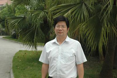 周能庆（长寿中学教务处主任）