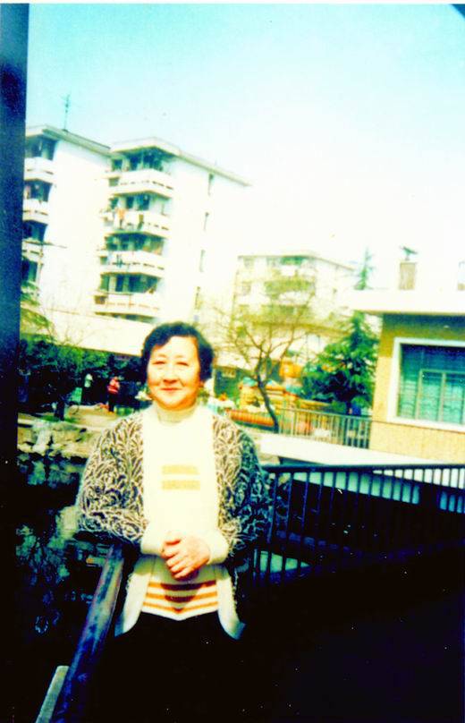 梅爱文