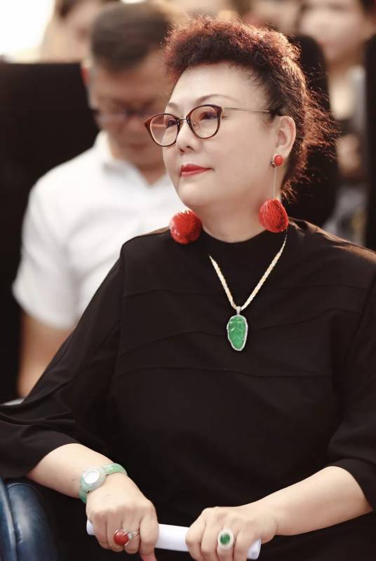 梦真（中国内地女制片人、歌手）