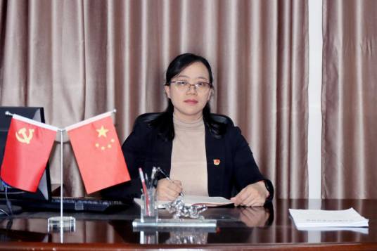 江艳（江西师范高等专科学校党委委员、副校长）