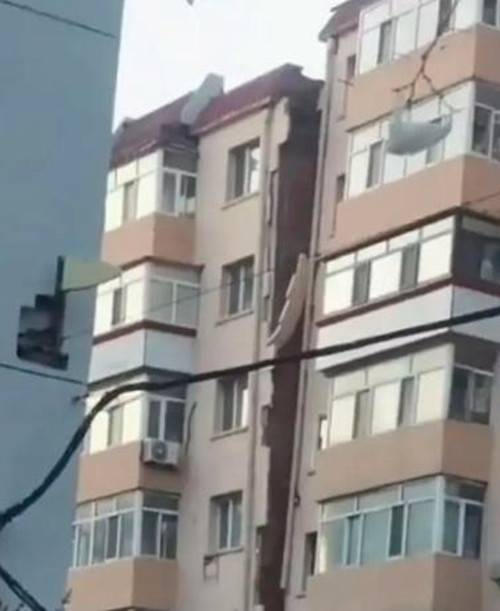 4·27哈尔滨住宅楼墙体开裂事件