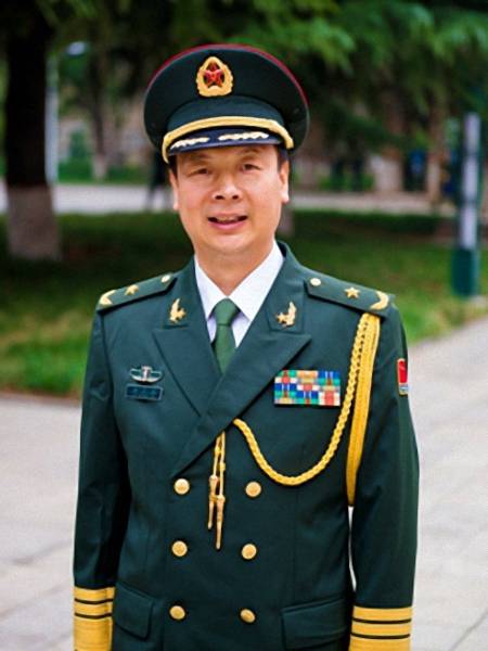 刘光斌（中国人民解放军火箭军装备部部长）
