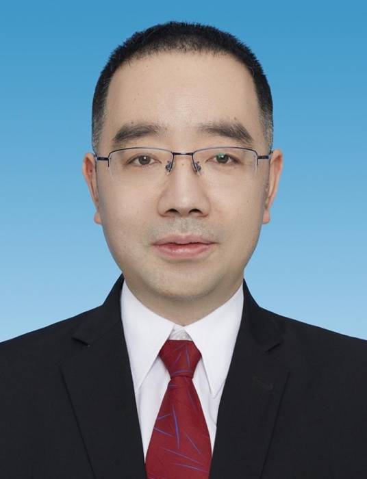 夏波（四川省成都市统计局党组成员、总统计师、机关党委书记）