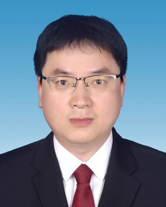 张国举（重庆市彭水自治县委常委，县人民政府副县长）