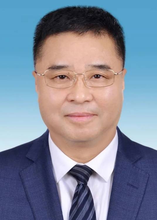 梁显泉