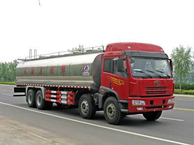 牛奶运输车