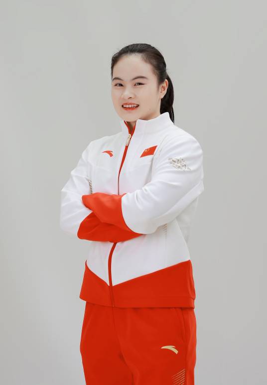 罗诗芳