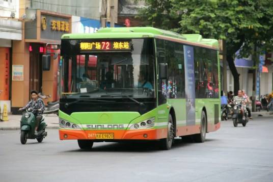 南宁公交72路