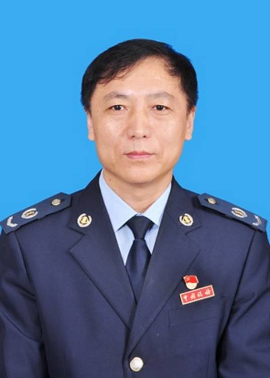 王国强（江苏省无锡市公安局党委委员、副局长）