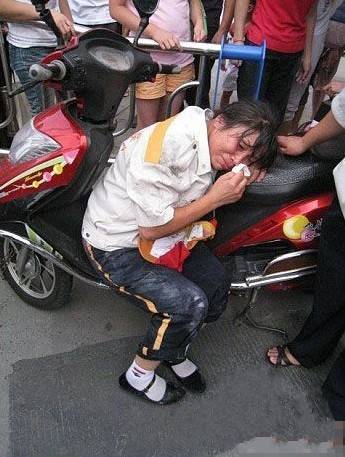 成都女协管遭围殴事件