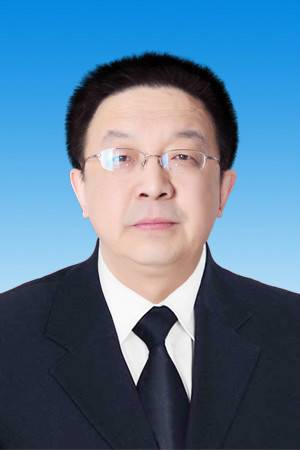 朱坚（新疆维吾尔自治区人力资源和社会保障厅原一级巡视员）