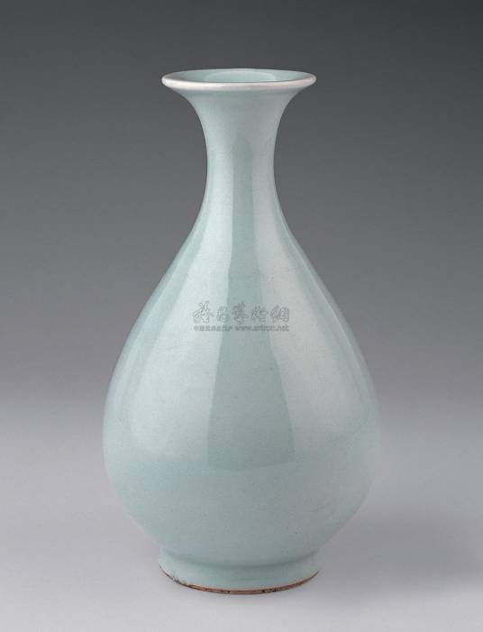 青白釉