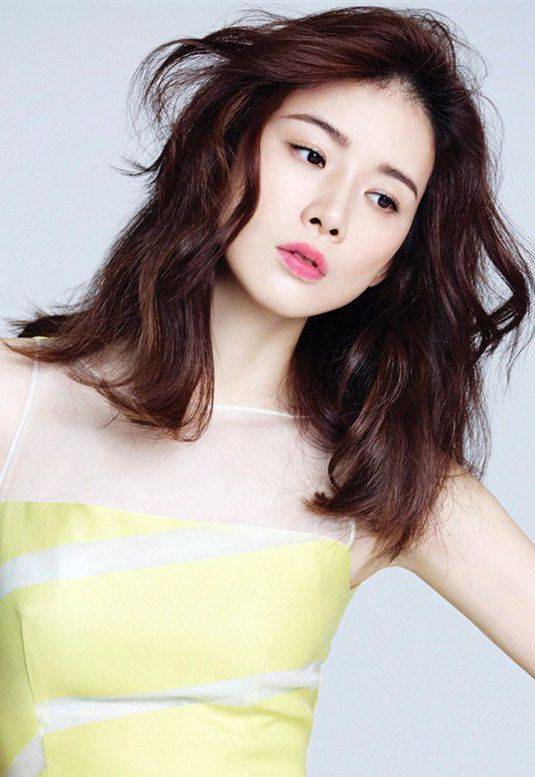 李宝英（韩国女演员、主持人、模特）