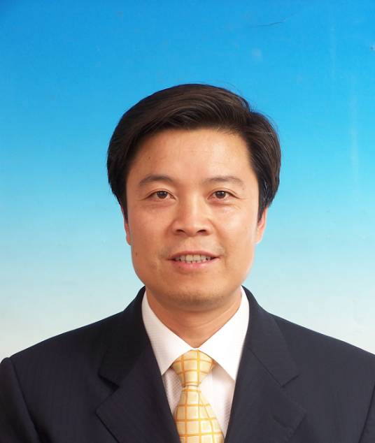 韩保江（第十四届全国政协委员、外事委员会委员，中央党校经济学教研部主任）