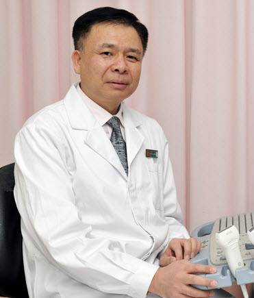 贾立群（北京儿童医院超声科名誉主任）