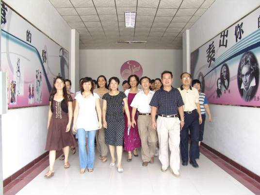 平顶山工业职业技术学院艺术学院