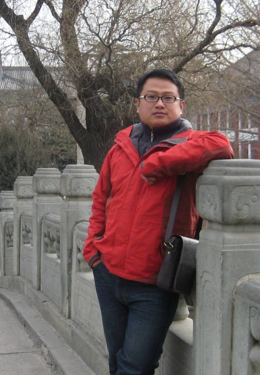 王书峰（山东省青年书协副主席、济南大学美术学院教授）