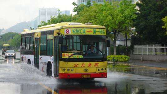 厦门公交8路