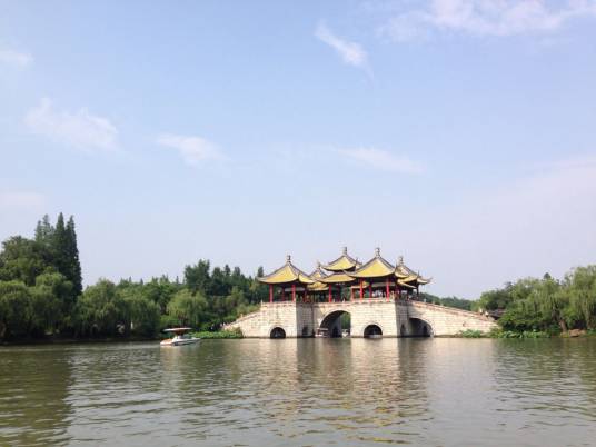 月亮城（扬州和绍兴的美称）