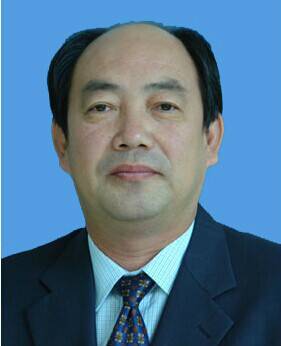 孙维杰（中国高等教育学会监事长，吉林省教育厅原党组书记、高校工委书记）