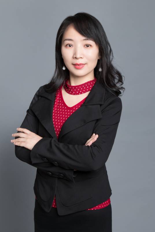 王莉（同济大学经济与管理类教授）