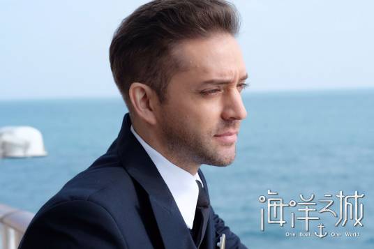 闫龙飞（墨西哥男演员）