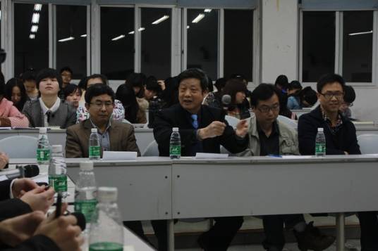 四川大学锦江学院文学与传媒系