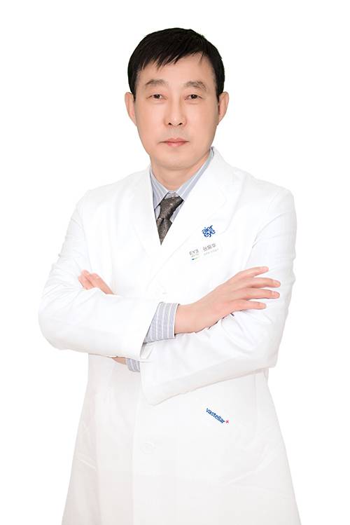 张振华（沈阳爱尔卓越眼科医院副院长）