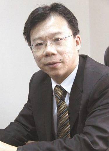 曾晓华（有地产文人之称）