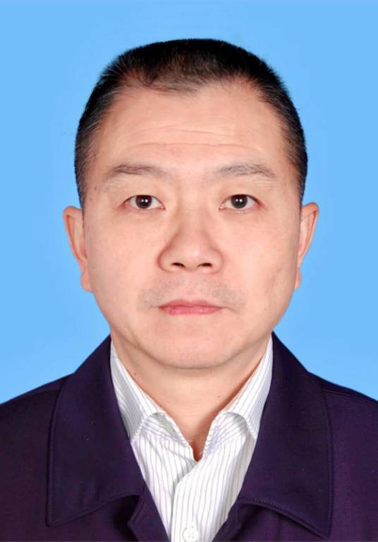 张杰（深圳市文化广电旅游体育局党组成员）