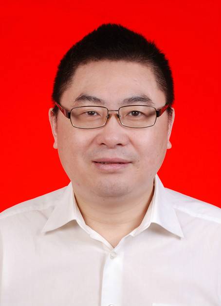 康小平（长沙市第十六届人民代表大会社会建设委员会主任委员）