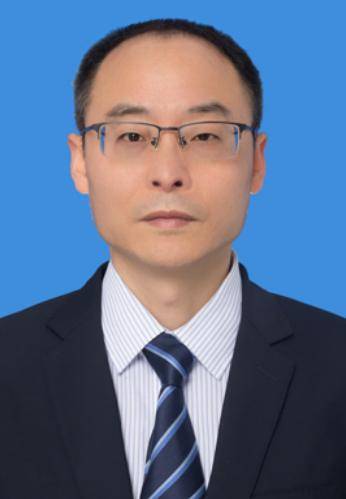 张全胜（峨眉山风景名胜区管理委员会总经济师）